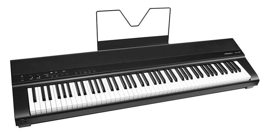 Piano noir avec des touches blanches sur fond blanc de la marque Medeli SP 201