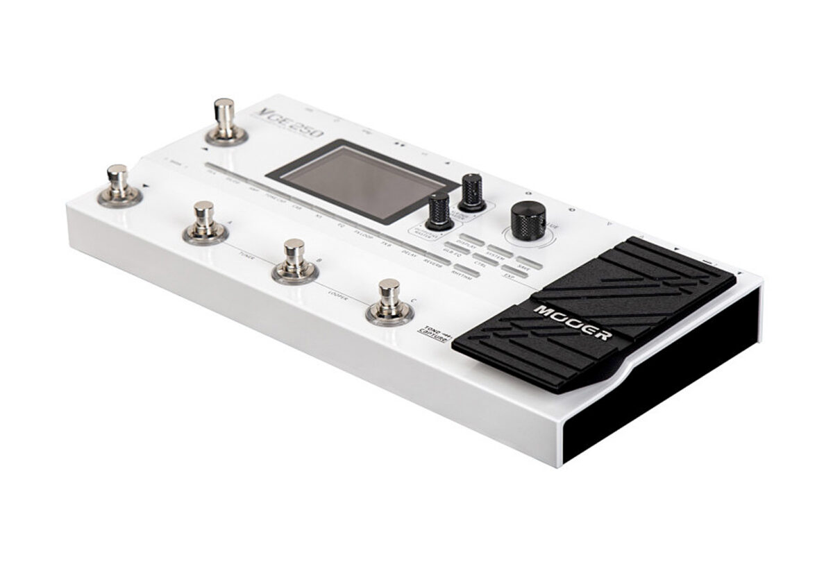 pedalier multi-effet mooer ge 250